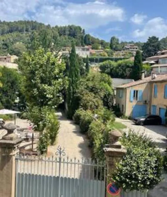 Douce Provence - Coeur De Village Cotignac Apartman